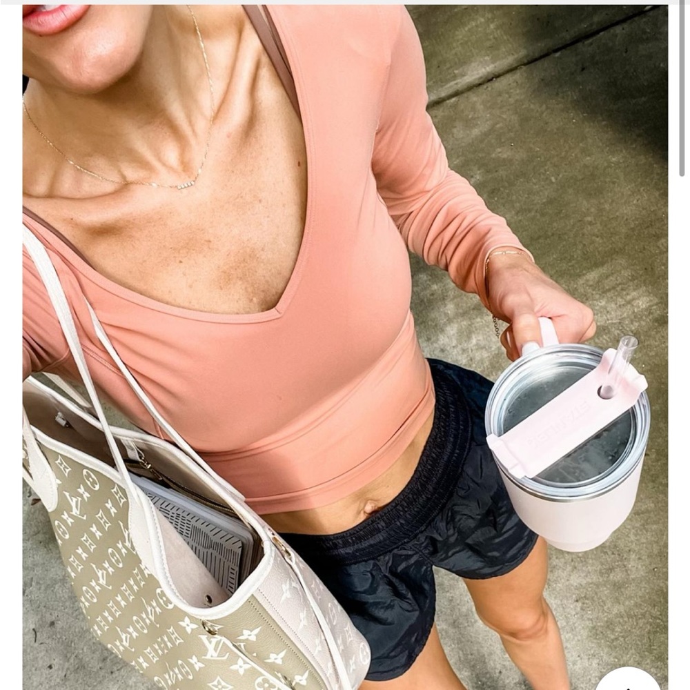 lululemon athletica Long Sleeve V-Neck Cropped Top in Dusty Rose